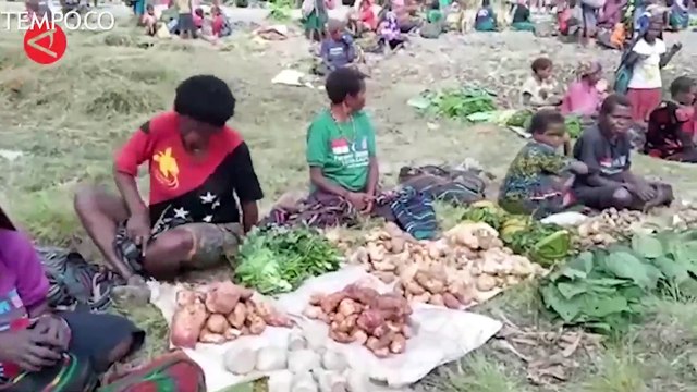 Polres Intan Jaya Lakukan Pendekatan Kesejahteraan Bagi KKB di Papua antra
