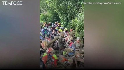 Ribuan Peserta Balapan Motocross di Toraja Sulawesi Selatan Terjebak Lumpur
