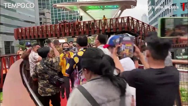 JPO Kapal Pinisi Diresmikan, Anies Baswedan: Pesepeda Juga Difasilitasi