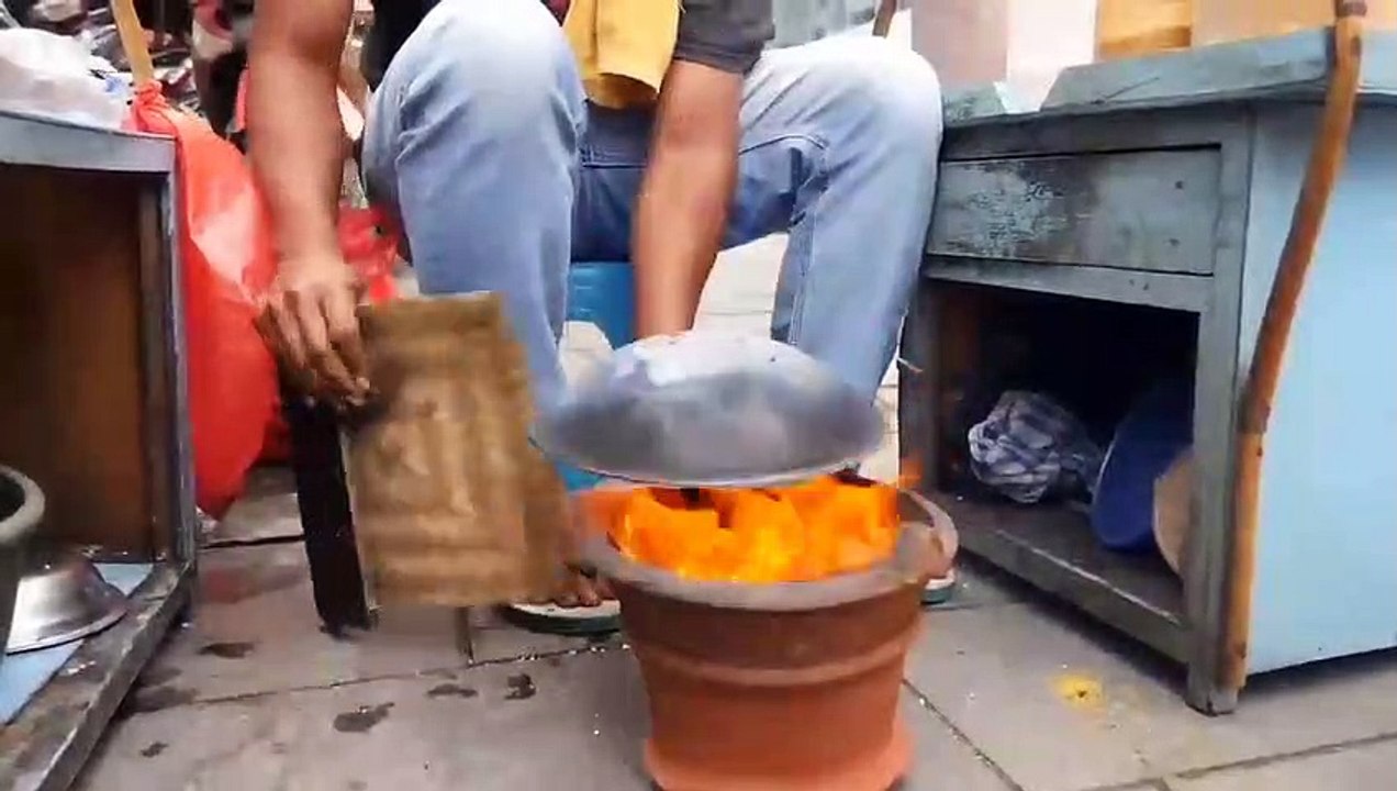 Indonesian Street Food Tour of Glodok (Chinatown) in Jakarta - DELICIOUS Indonesia Food! 19