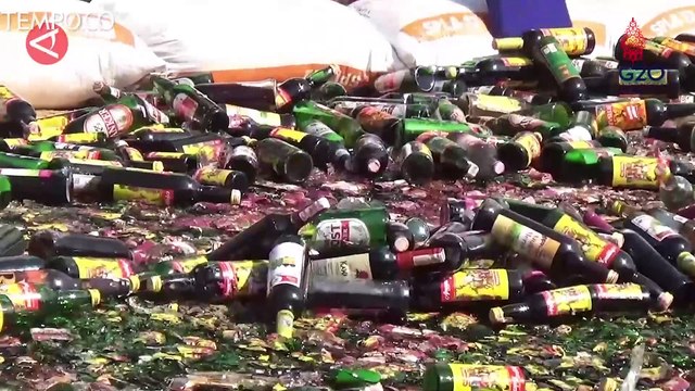 Kabupaten Pandeglang Sambut Ramadan dengan Musnahkan Ribuan Botol Miras