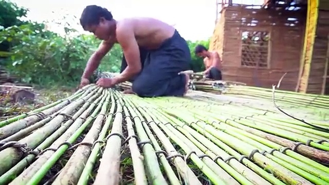 Lives_In_Forest_130Days_To_Building_The_Most_Creatively_Mud_Villa_And_Water_Slide_To_Swimming_Pool(360p)