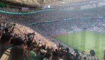 El festejo de los hinchas árabes en el estadio lusail