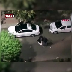 Küçük çocuk çığlık atarak ağladı! Kadını yere yatırıp kafasını tekmeledi