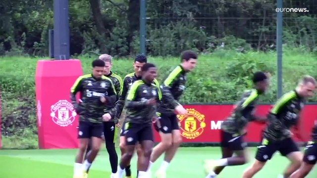 Манчестер Юнайтед расторг контракт с Криштиану Роналду