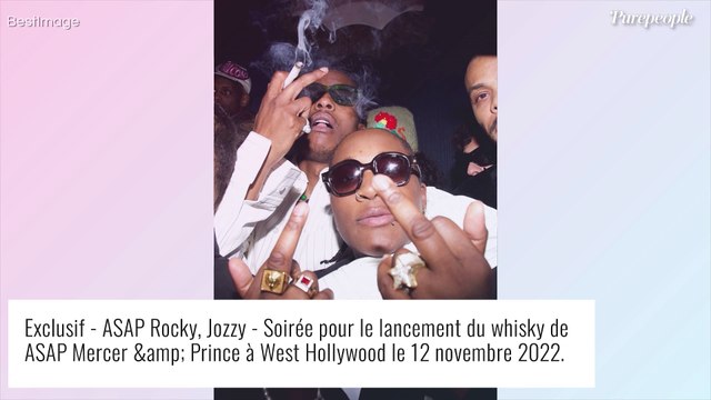 Rihanna ultra sexy en robe courte aux côtés d'Asap Rocky qui fume un gros joint, grosse éclate pour le couple