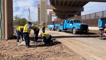 Basura causa derrame de agua residual