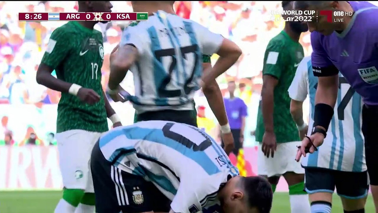 الشوط الاول السعودية و الارجنتين