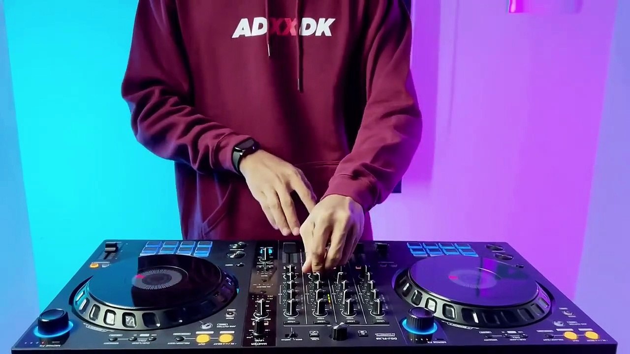 DJ PELUKLAH TUBUHKU KECUP KENINGKU TIKTOK REMIX AYANG FULL BASS