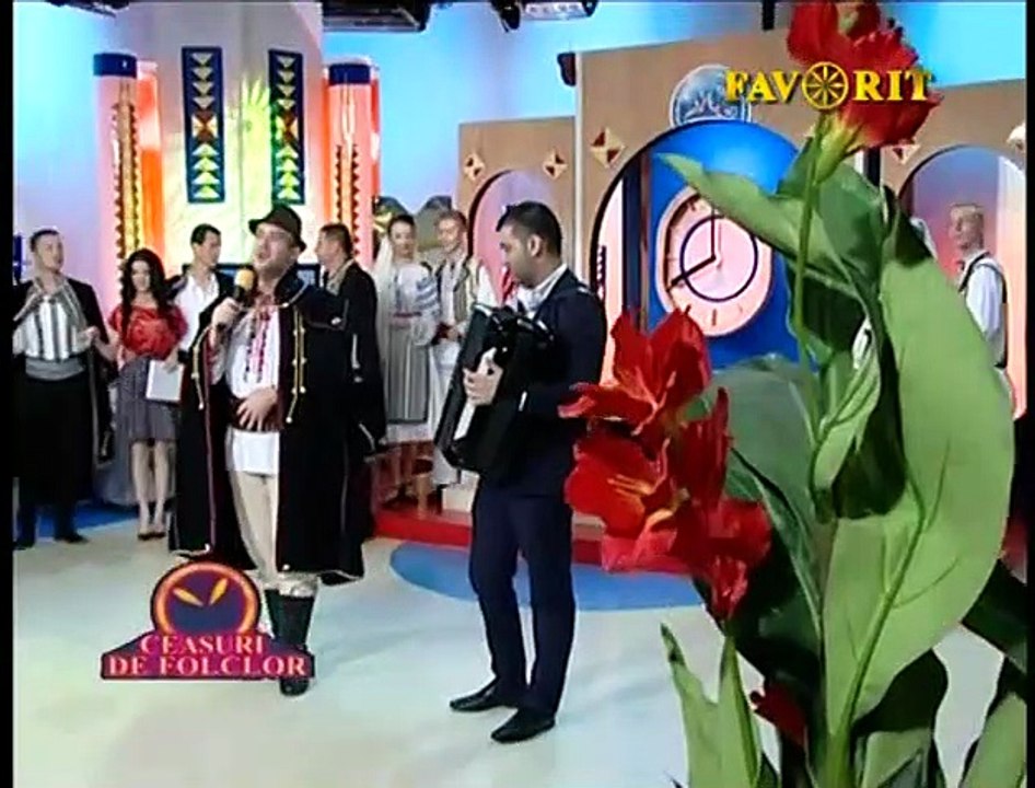 Alin Trocan - Ia uite, ce lume multa (Ceasuri de folclor - Favorit TV - 22.10.2014)