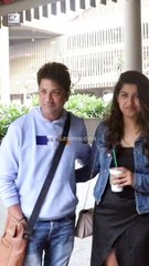 मराठी एक्टर अनिकेत और रशिका एयरपोर्ट पर हुए स्पॉट