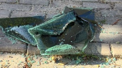 LÜKS OTOMOBİLİN HAYALET GÖSTERGESİNİ ÇALDILAR