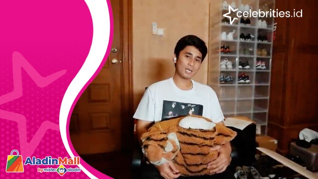Keren! Alshad Ahmad Bagikan Konten Merawat Bayi Harimau Umur 3 Hari, jadi Trending YouTube