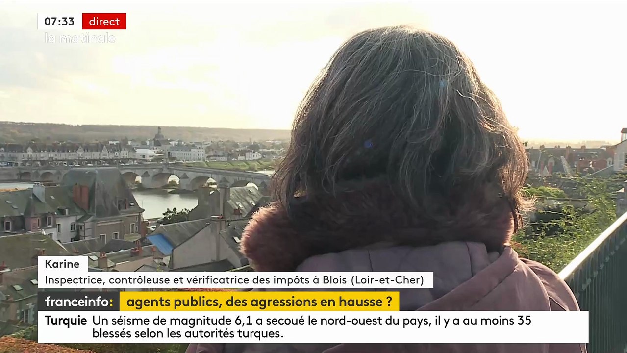 Une minute de silence observée ce midi au ministère de l'Economie et dans des centres des impôts en hommage à l'agent du fisc tué lundi lors d'un contrôle chez un brocanteur - VIDEO