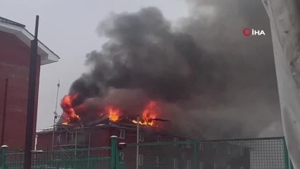 Rusya'da otelde yangın: 200 kişi tahliye edildi