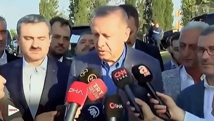 Akşener, grup toplantısında Erdoğan-Sisi videosu izletti: "Yeni işaretinizle artık Esma'yı değil Napolyon'u hatırlarsınız, para para para!"