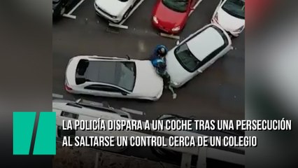 La policía dispara a un coche tras una persecución al saltarse un control cerca de un colegio