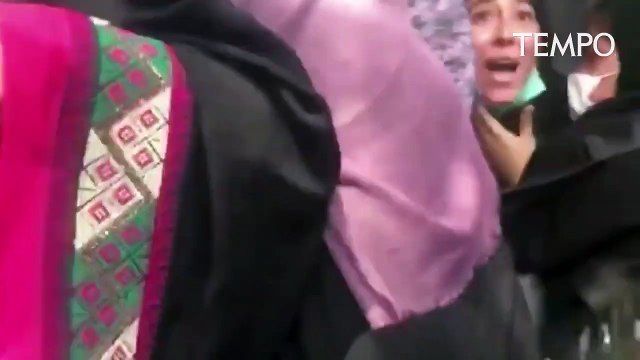 Taliban Lepas Tembakan ke Udara Bubarkan Pengunjuk Rasa di Bandara Kabul