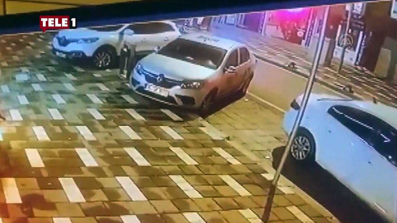 Deprem sırasında camdan böyle atladı!
