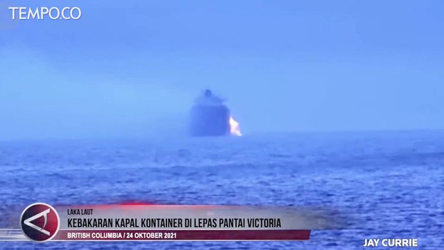Kapal Kontainer Terbakar di Lepas Pantai Victoria, Awak Berhasil Dievakuasi