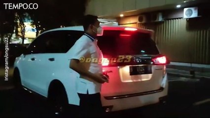 Gerebek Kantor Pinjol, Karyawan Kepergok Edit Foto Asusila untuk Tagih Utang
