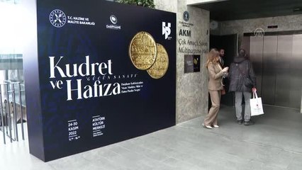 Hazine ve Maliye Bakanı Nebati  Kudret ve Hafıza sergisini ziyaret etti