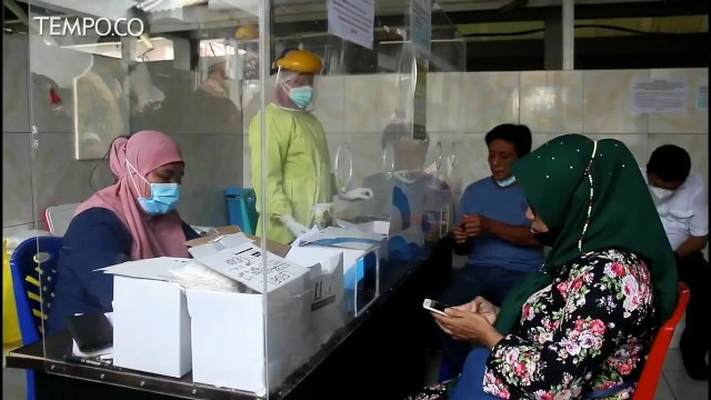 Harga Tes PCR 4 Kali Turun, Koalisi: Bukti Pemerintah Tak Transparan Sejak Awal