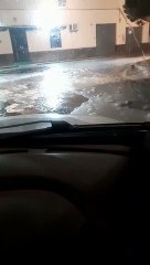 Maltempo a Paola, il mare entra nella caserma dei carabinieri