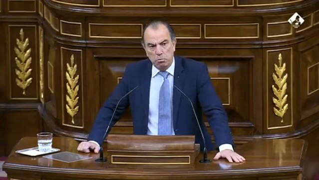 El duro discurso de Carlos García Adanero contra el pacto con Bildu por retirar guardias civiles de Navarra.