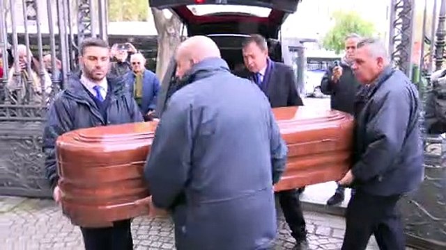 Familiares y amigos despiden a Pablo Milanés en la capilla ardiente instalada en Madrid