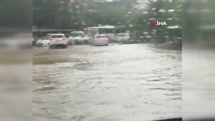 Bodrum'da öğrenciler yağış nedeniyle evlerine gönderildi