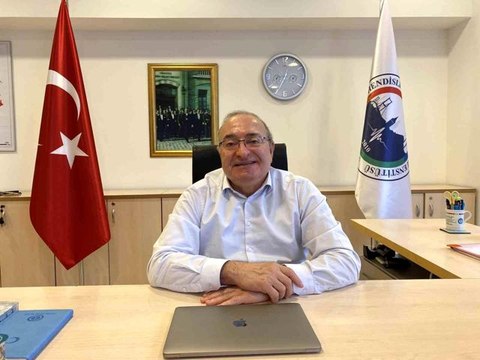Prof. Dr. Mikdat Kadıoğlu'ndan deprem açıklaması: Topluca İstanbul depremine hazırlanmalıyız
