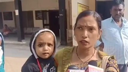 गोरखपुर: प्राथमिक स्वास्थ्य केंद्र खोराबार बना दलालों का अड्डा, देखें ये खबर