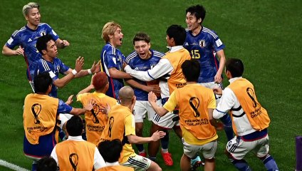 Japão vence a Alemanha na estreia da Copa