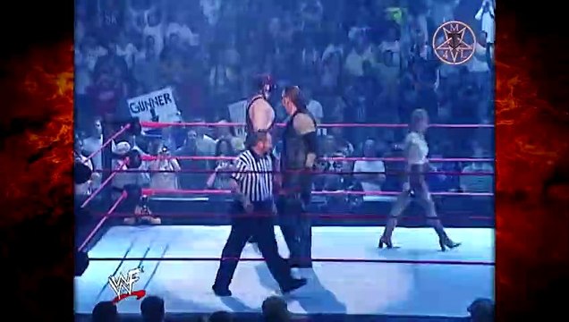 The Undertaker & Kane vs Test & Booker T (Kane Performs A Rare Tombstone In 2001)! 10/22/01