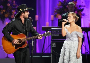 Loretta Lynn's Granddaughter Duets With Willie Nelson's Son During CMT Memorial Concert