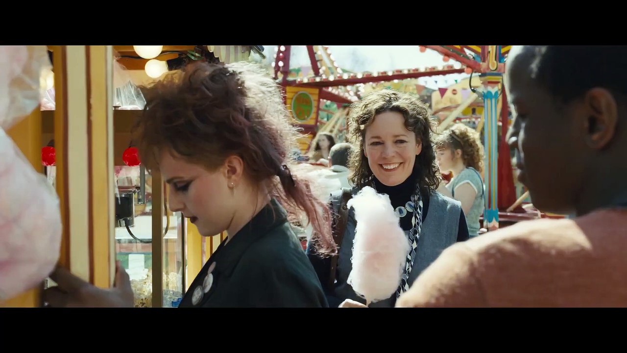 EMPIRE OF LIGHT Trailer (2022)