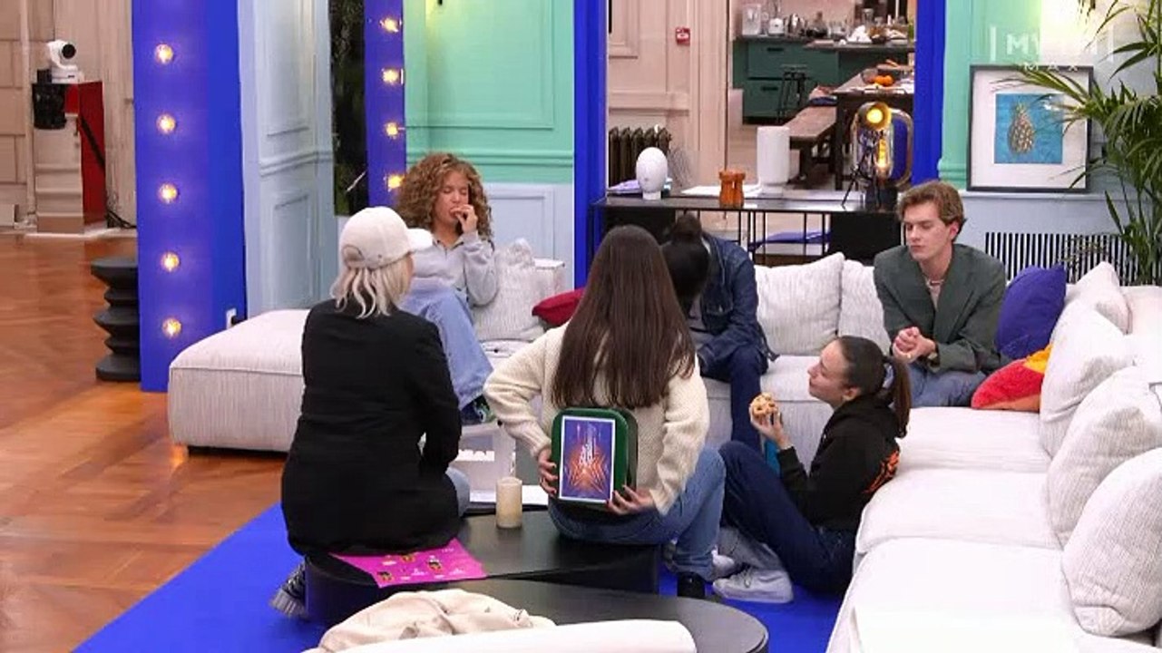 Surprise des repetitrices et debut des repets prime 23NOV 18H45