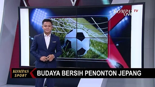 Jadi Sorotan, Aksi Bersih-Bersih Sampah Penonton Jepang di Stadion Patut Diapresiasi!