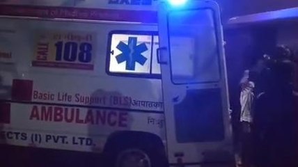 आगर: पिकअप ने बाइक सवार दो युवकों को कुचला, एक की मौत, दूसरा गंभीर