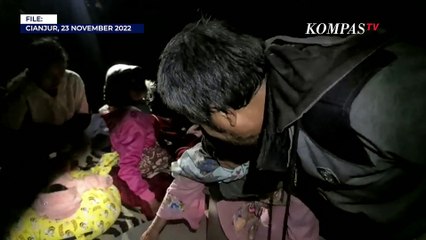 Kisah Warga Cugenang Selamatkan 4 Lansia Terjebak Puing hingga Gendong ke Pengungsian