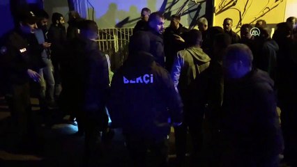 Polise silahlı mukavemette bulunup kaçmaya çalışan zanlı ayağından vurularak durduruldu