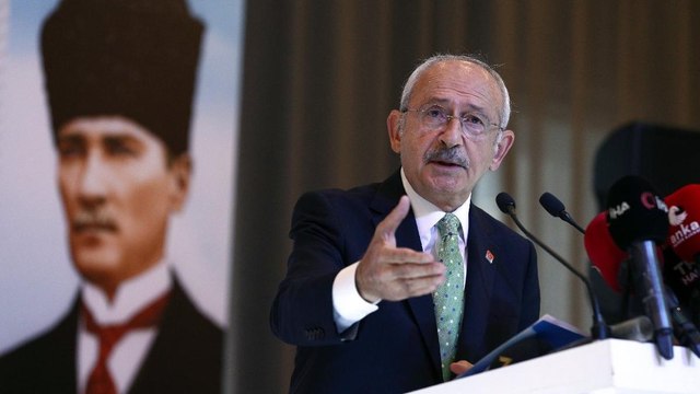 Kılıçdaroğlu'ndan 'Öğretmenler Günü' paylaşımı: Öğretmenleri bu ülkenin baş tacı yapacağız