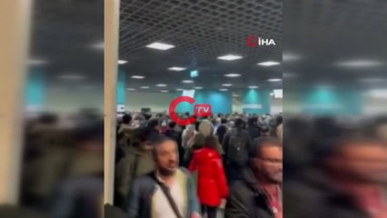 Marmaray’da seferler yapılamadı, duraklarda kalabalık oluştu