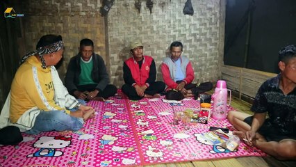 Pemadam Kelaparan Di Rumah Rohimah, Sekalian Setting Bedah Rumah. Suasananya Meriah.