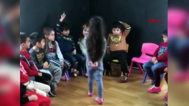 Annesiyle karşıya geçerken otomobil çarpmıştı, Eleysa'dan kötü haber