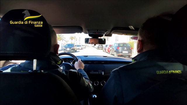 Computer per giocate illegali, nei guai bar di Pietrasanta