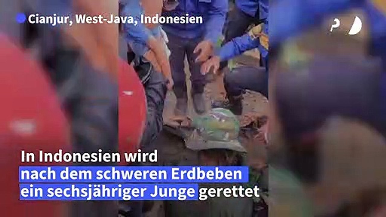 Indonesien: Retter bergen Kind lebend aus Erdbeben-Trümmern
