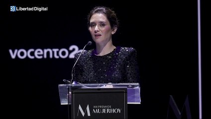Ayuso: "hay que celebrar que hombres y mujeres conviven en igualdad de oportunidades"
