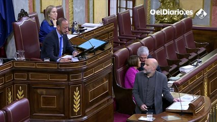 La Presidencia del Congreso llama la atención a Néstor Rego (BNG) por llamar "corrupta" a la monarquía